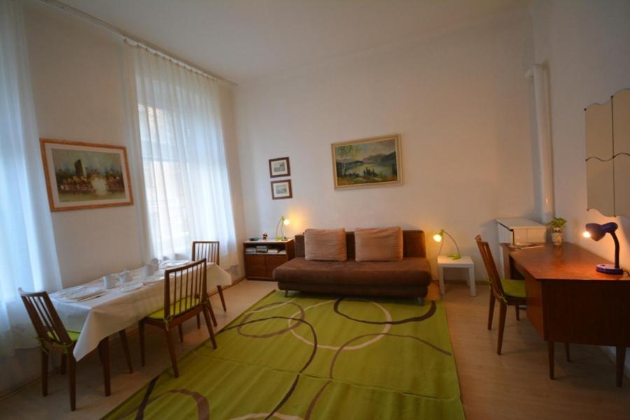 Vienna Holiday Apartments ภายนอก รูปภาพ